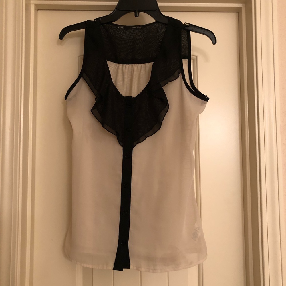 Maurice’s Sleeveless Blouse